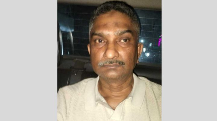 কক্সবাজার কৃষক লীগের সাধারণ সম্পাদক বিমানবন্দরে গ্রেপ্তার